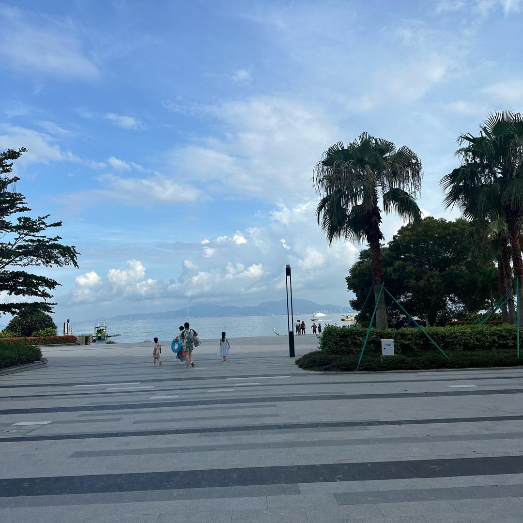 彭于晏（挖机版）