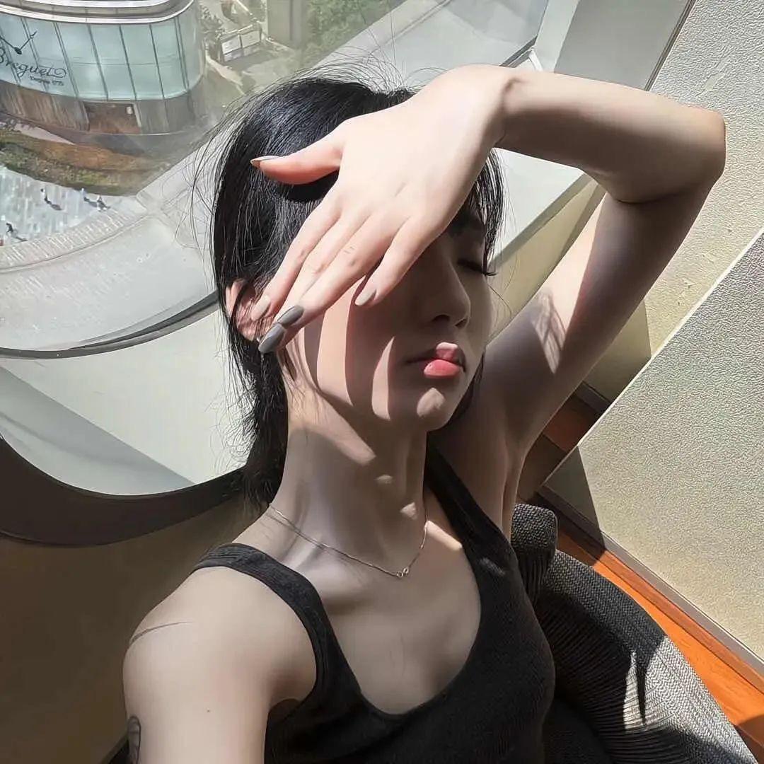 小芸子xi