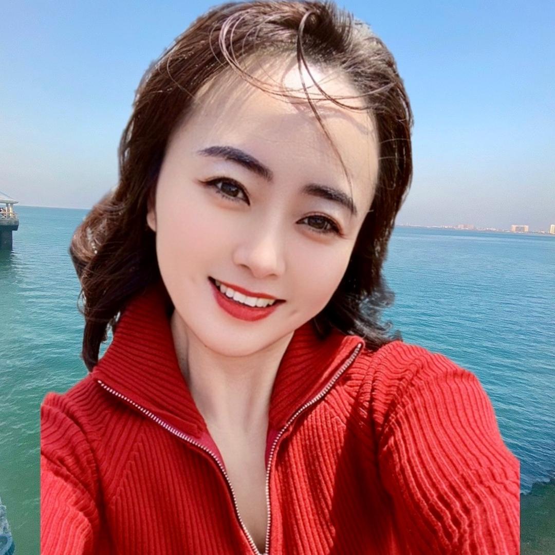 香美伊霞霞