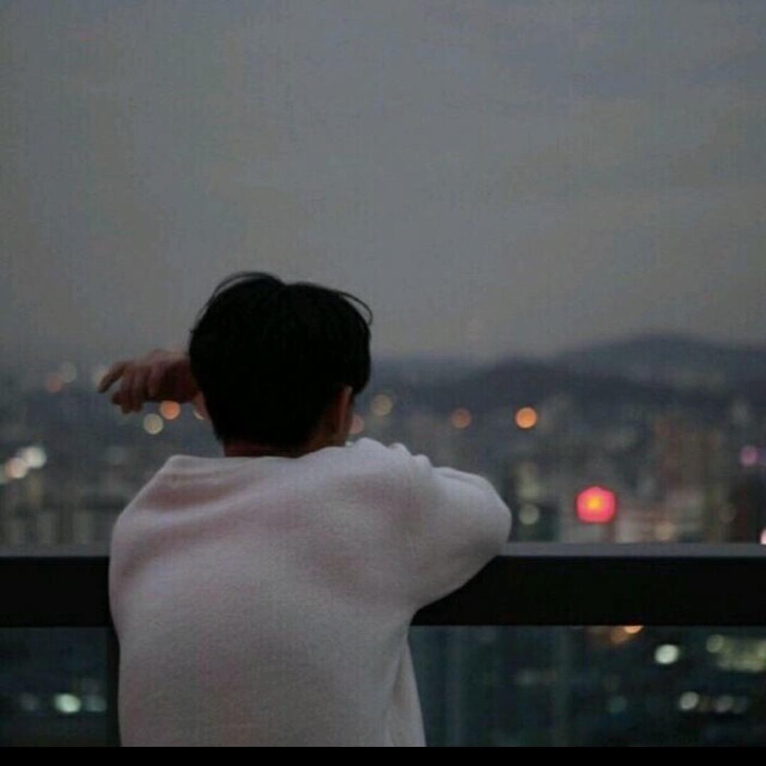 亲一口就跑