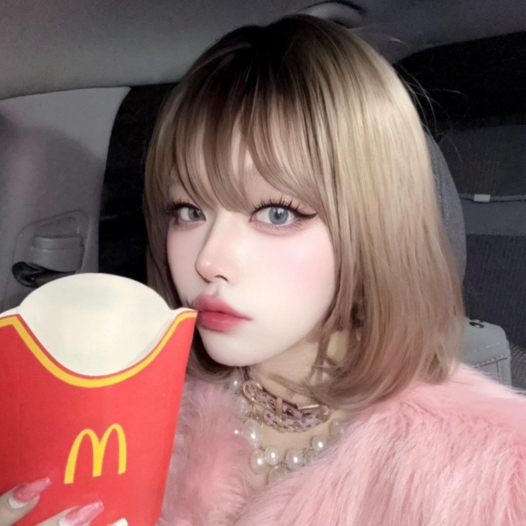 小小酱妮