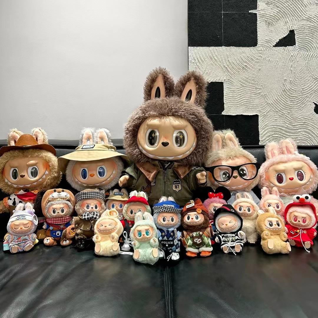 两只小狗潮玩