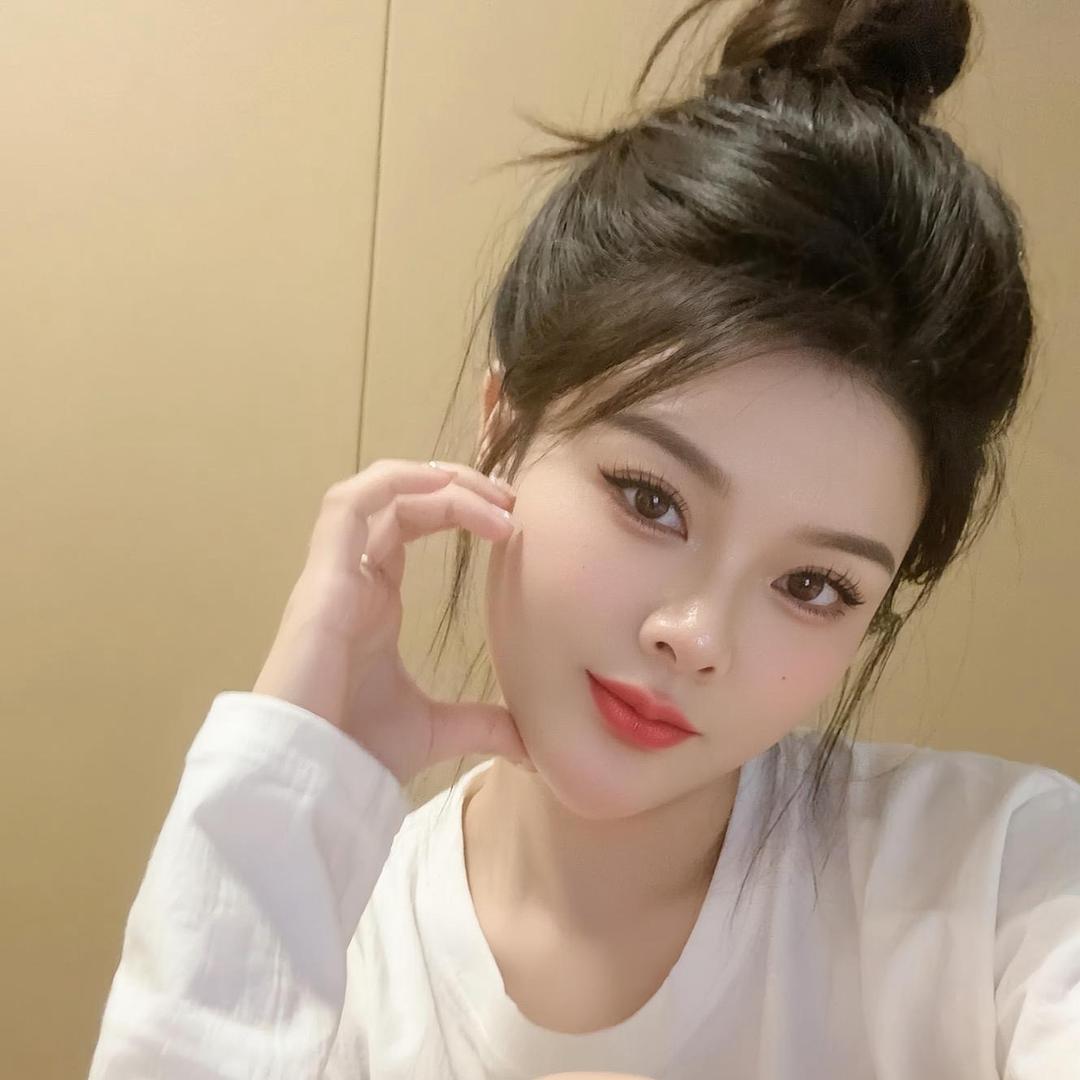 玉姐（心不狠，站不稳）