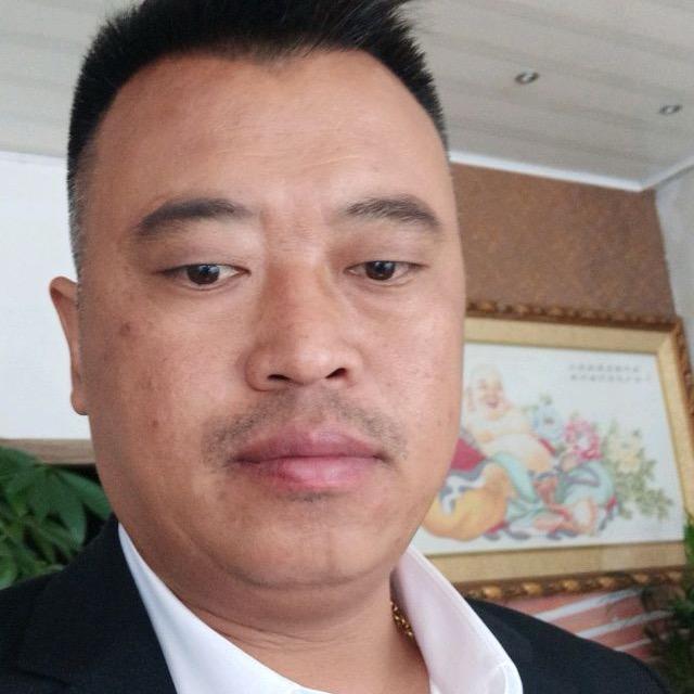 39坐豪华商务头等舱快客