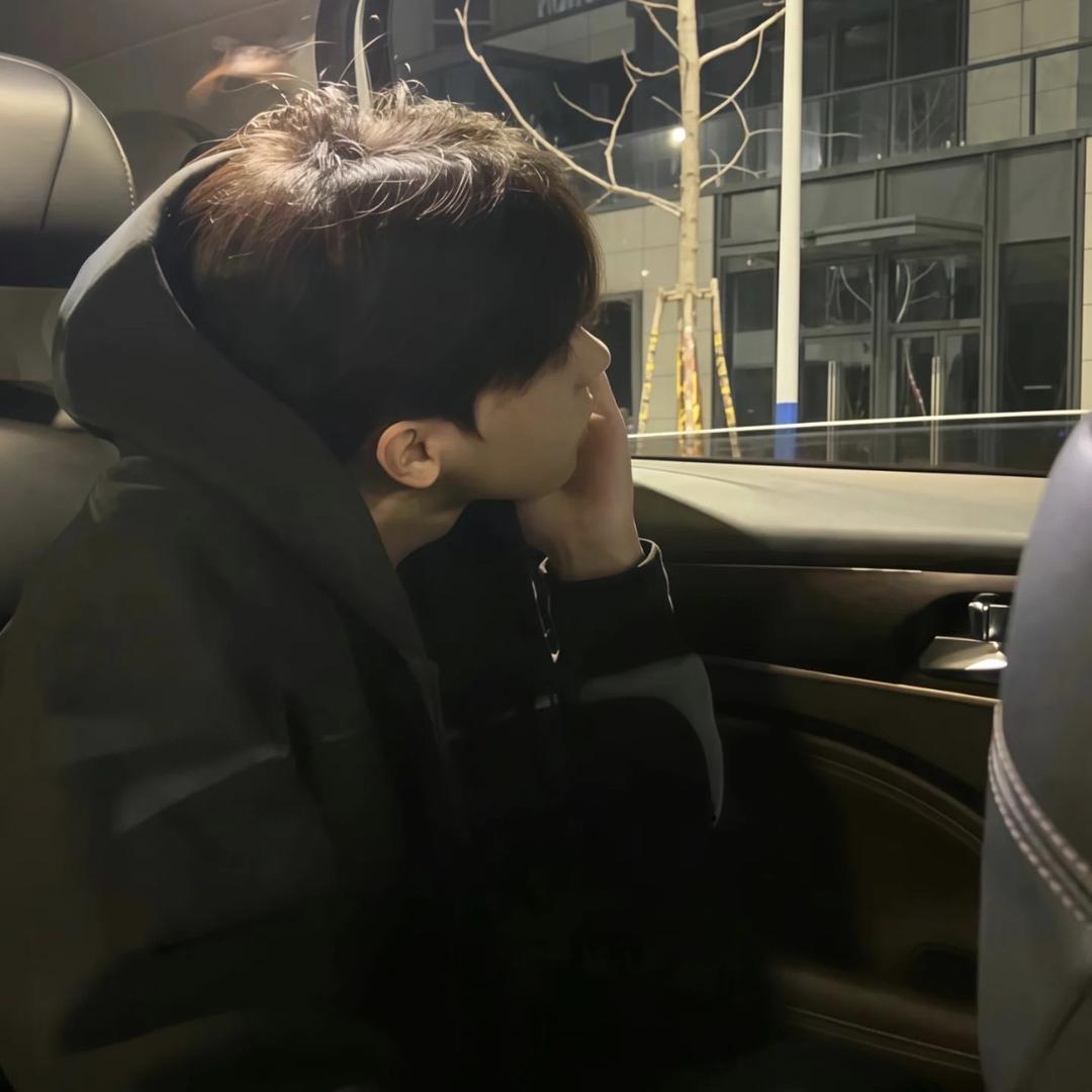 ㅤ⃘⃘ ⃘ ⃘⃘ ⃘ㅤ️