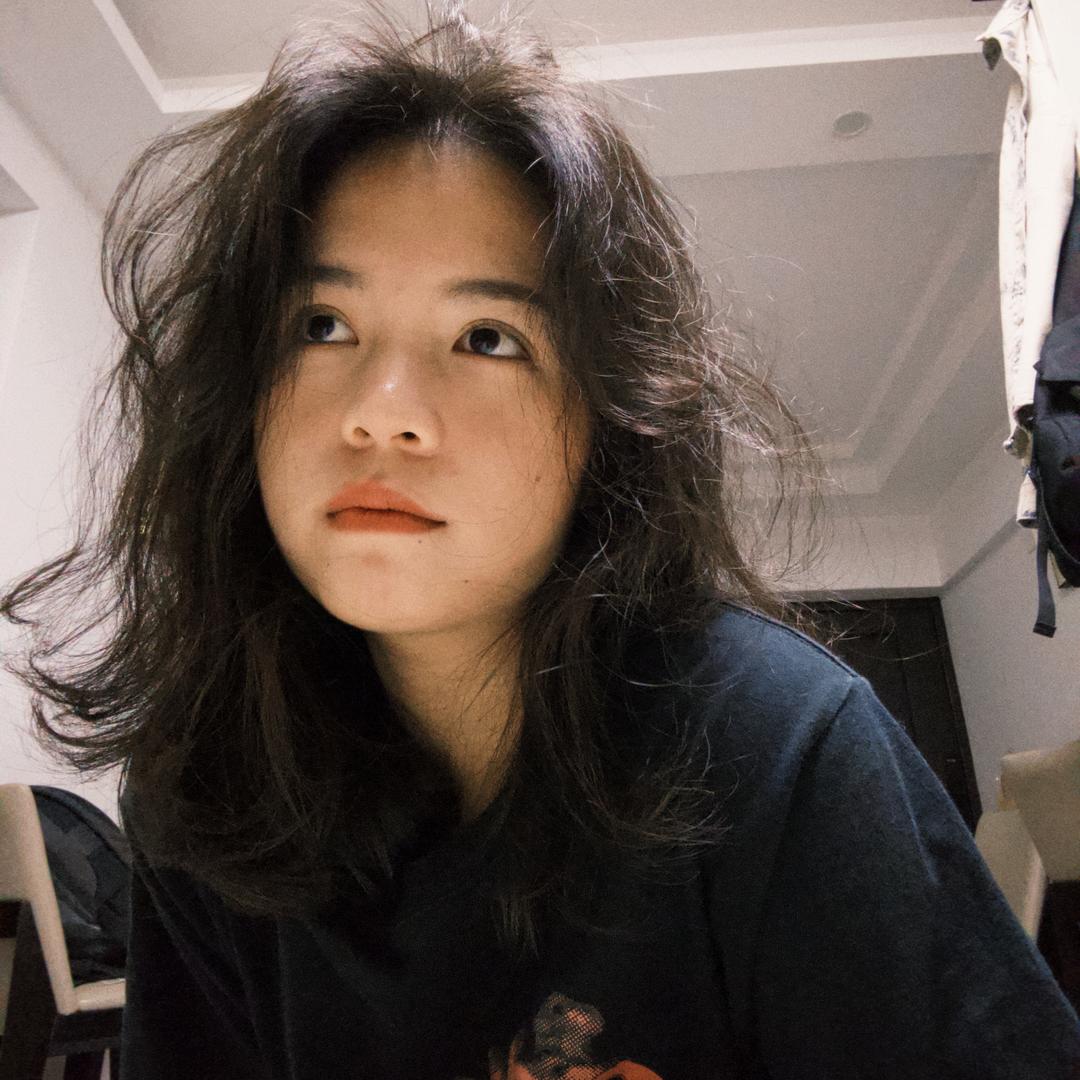 异次元女