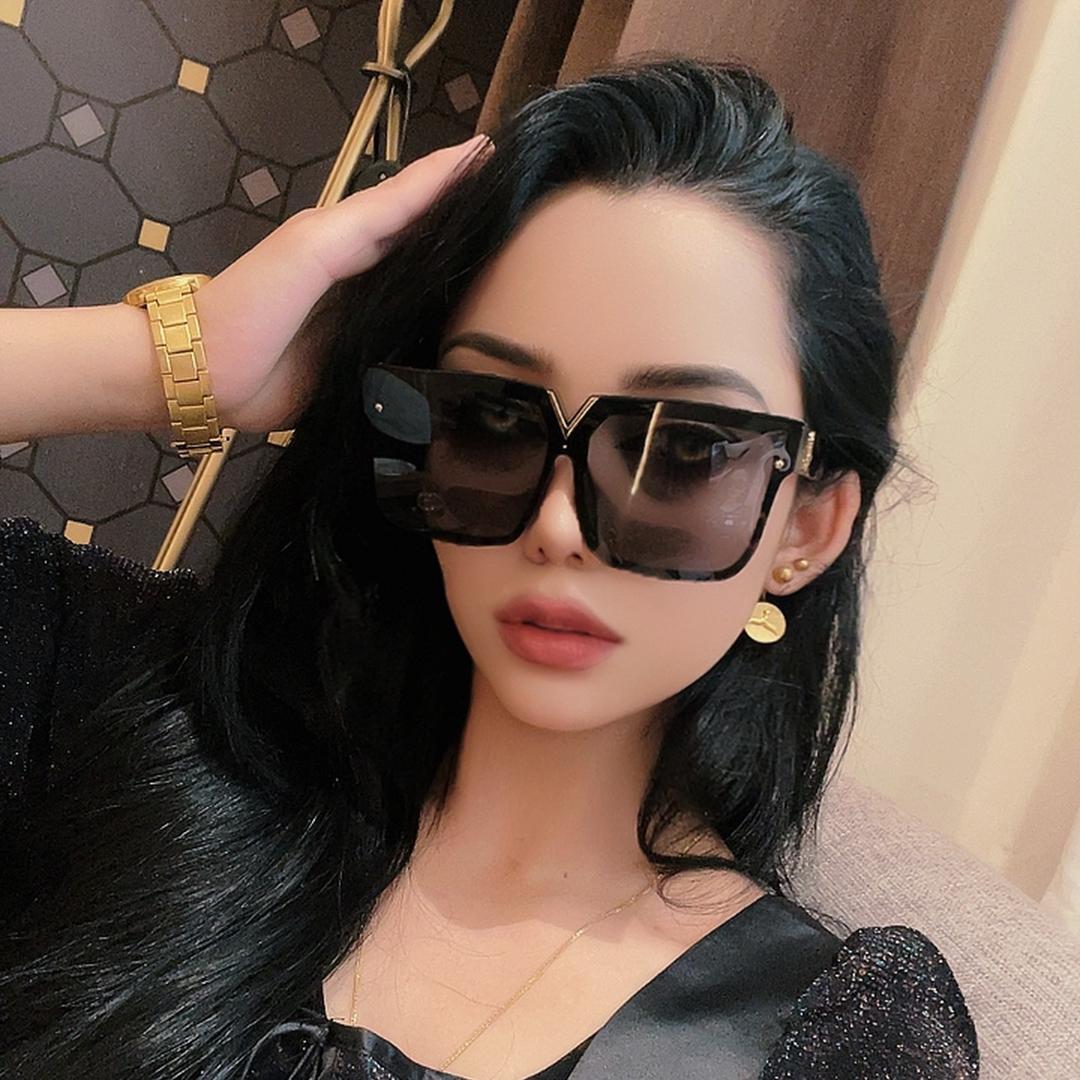 漂亮罗勒叶养生服务馆