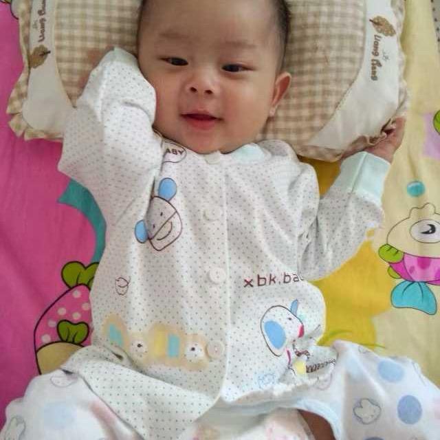莉莉小姐姐