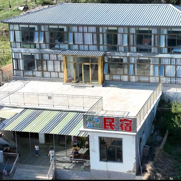 越玩越野民宿官方号