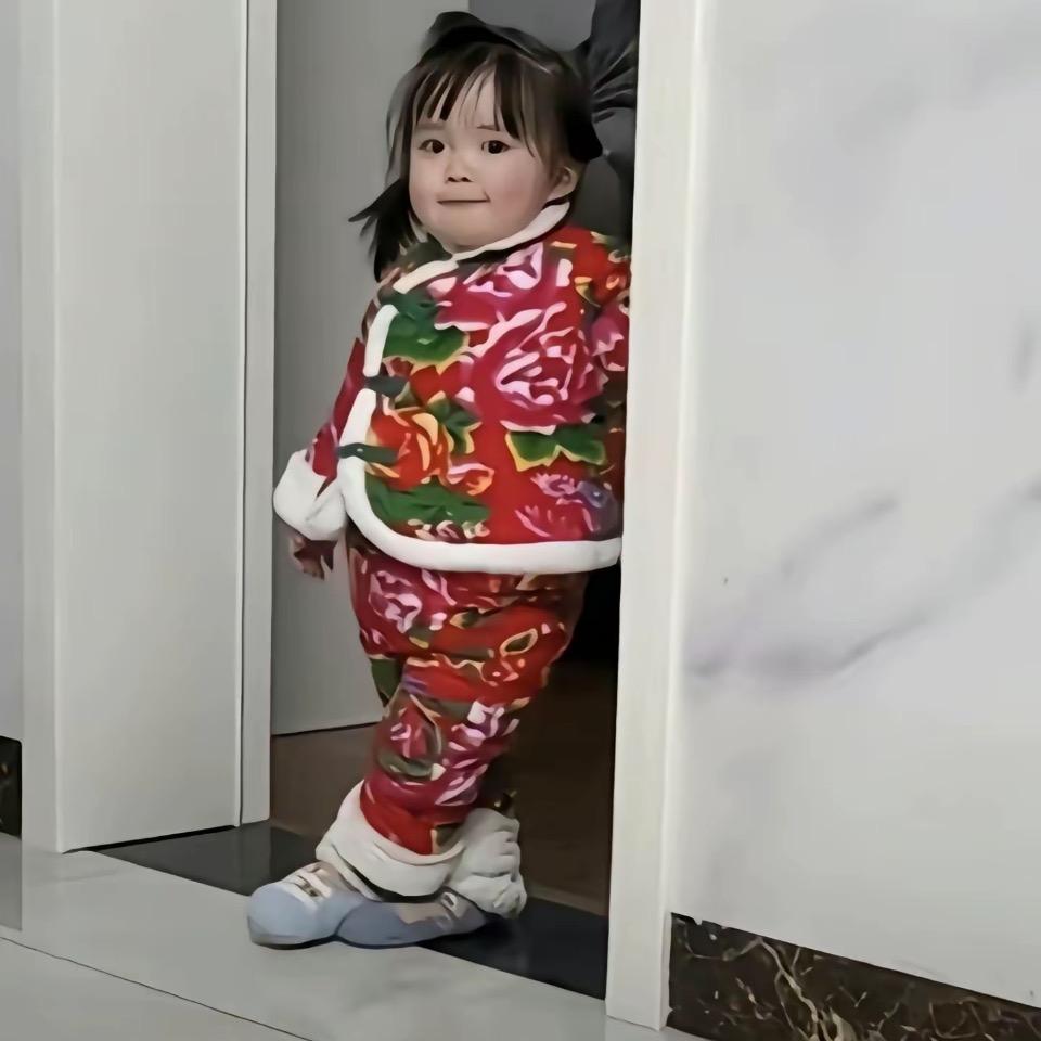 不一样的小月