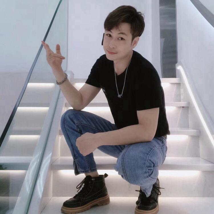 小吴收头发