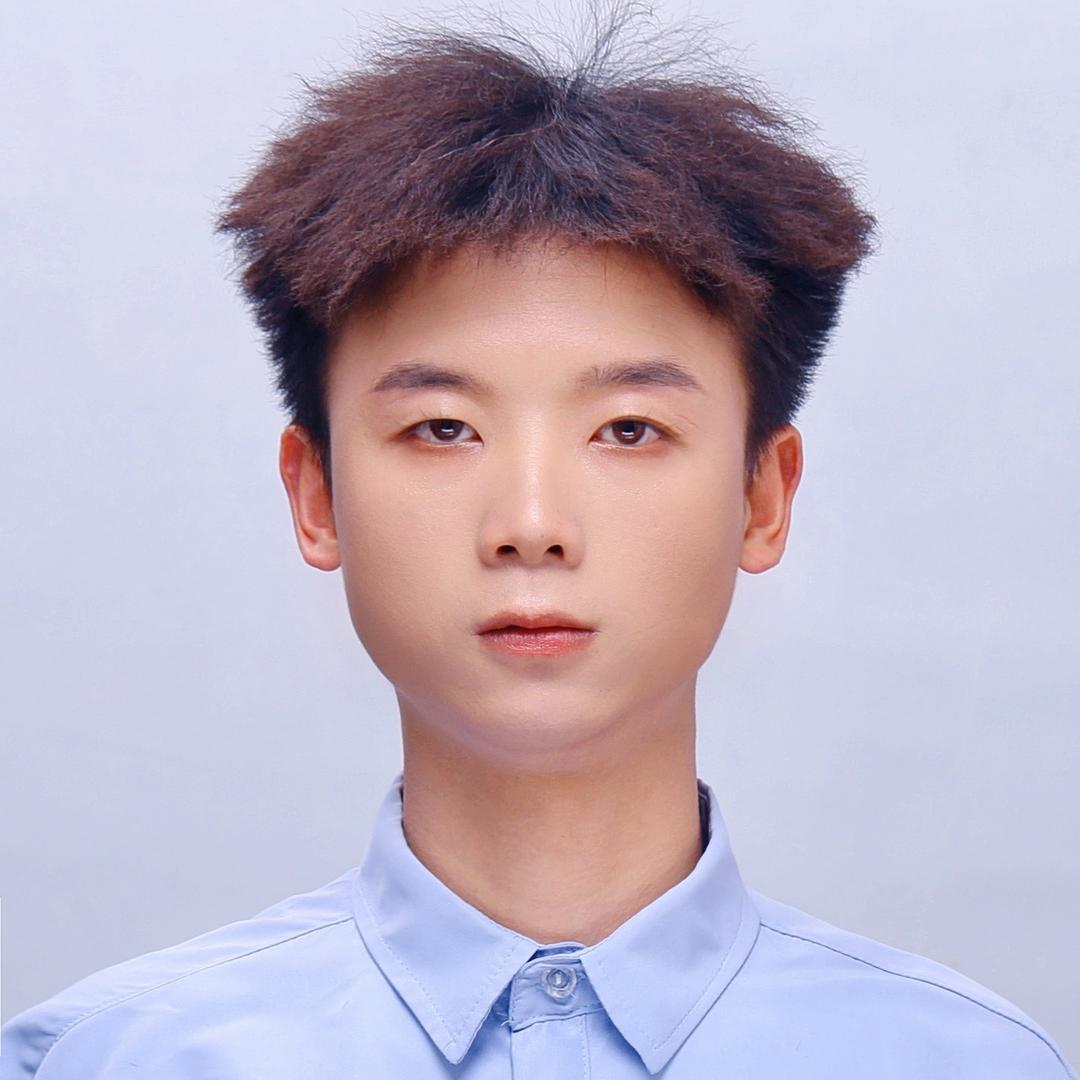 邵峰在成长‘’努力版‘’🐬