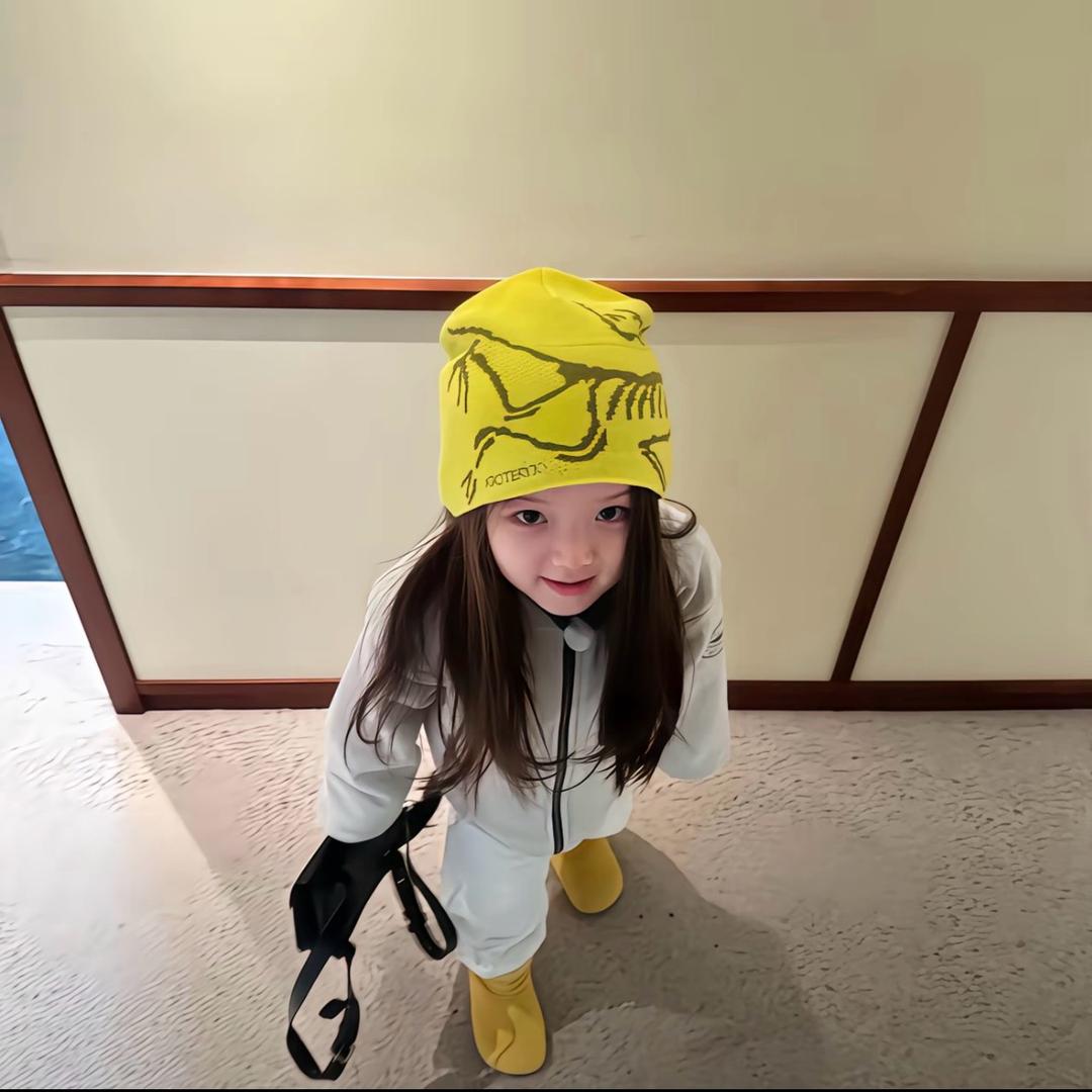 ￴￴￴ ￴ ￴￴￴ ￴￴￴ ￴