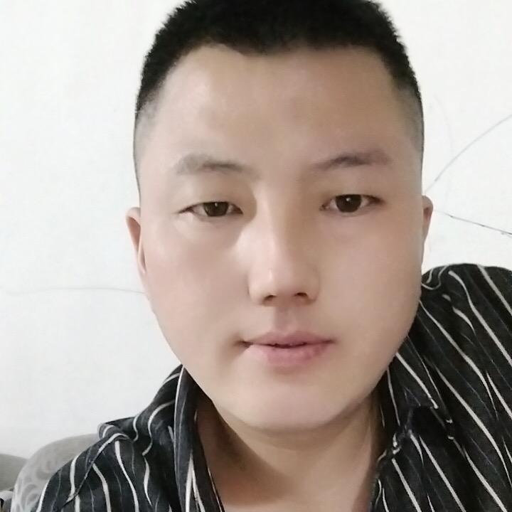 宏伟珠宝