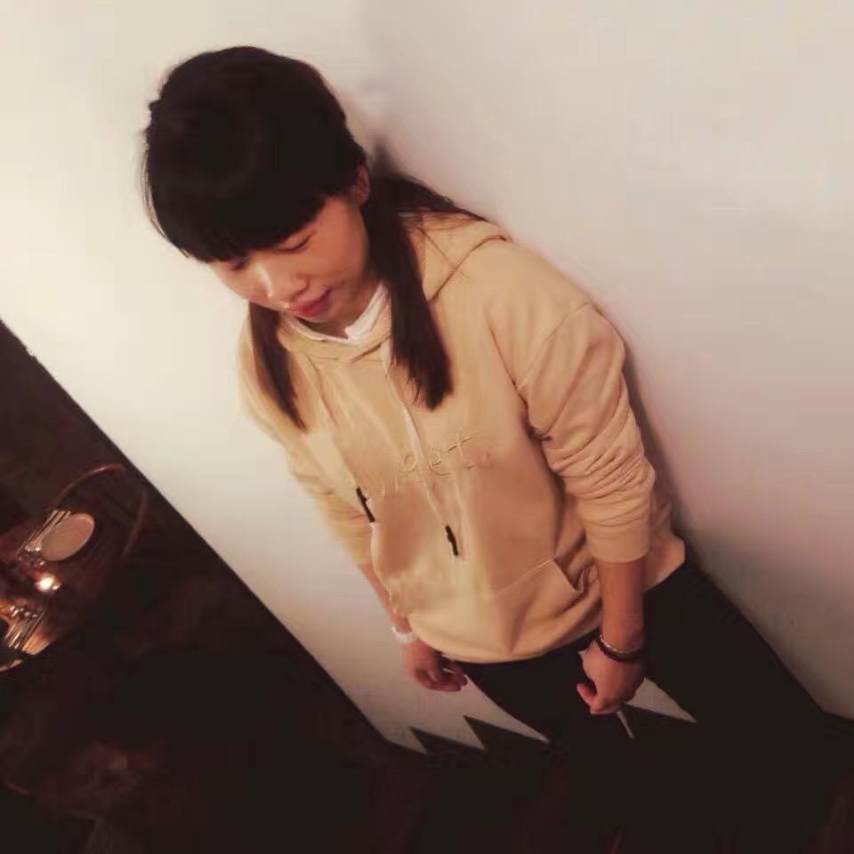 幸运的小女人