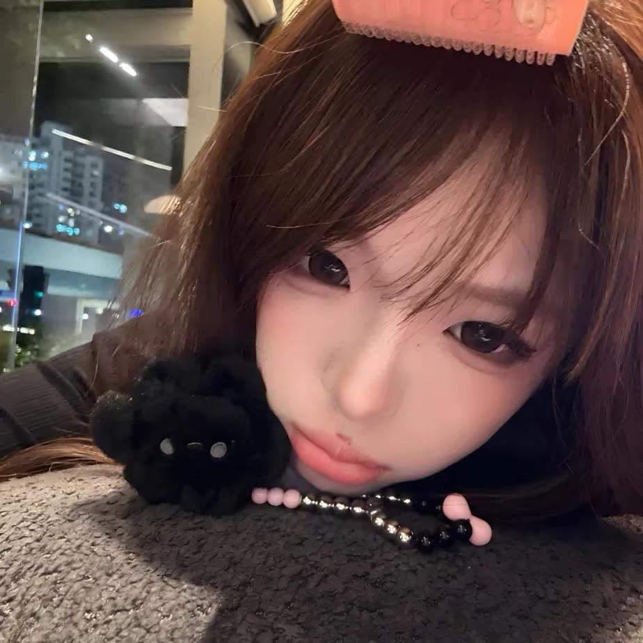 yy