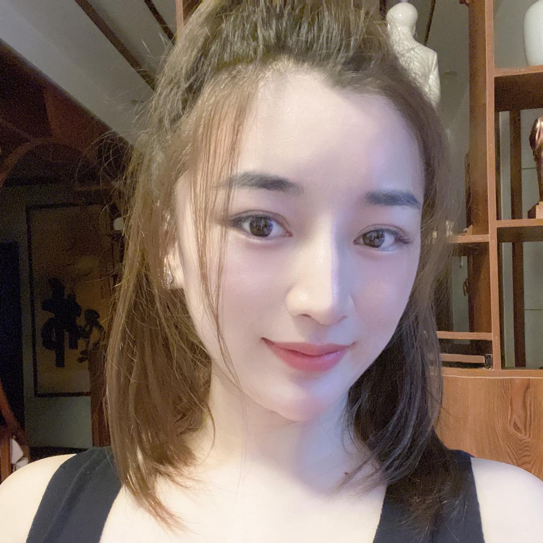 芳芳爱旅行