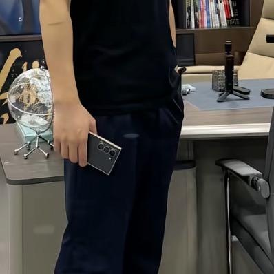 高级黑