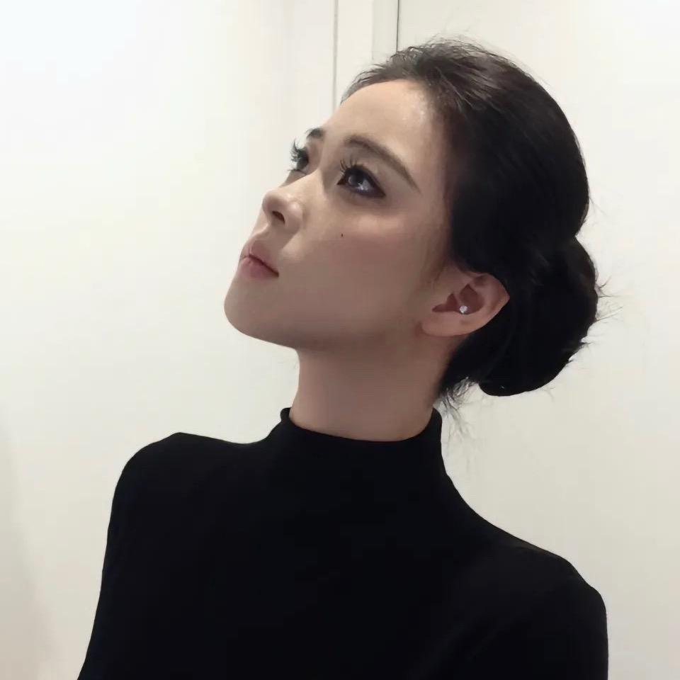 ZHANG LING.