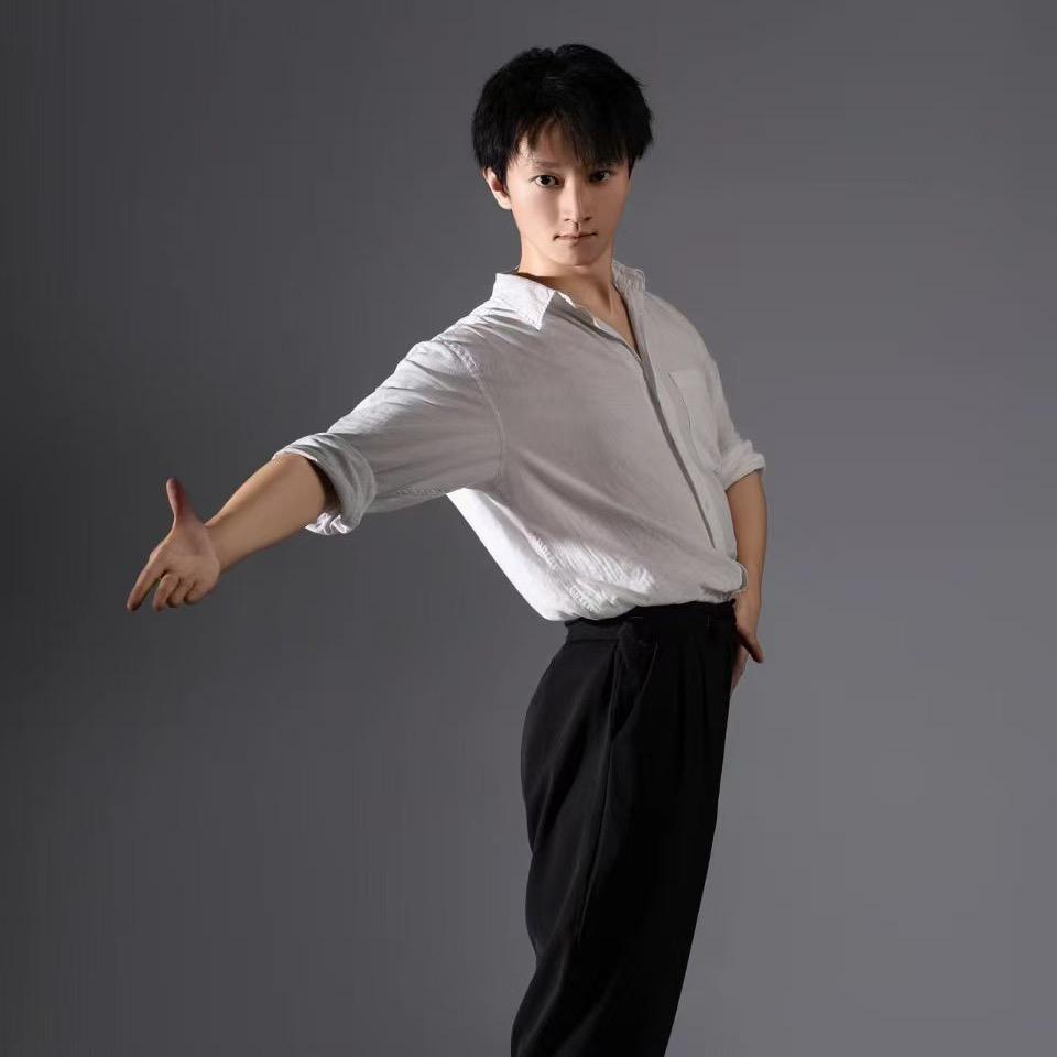 小伍交谊舞