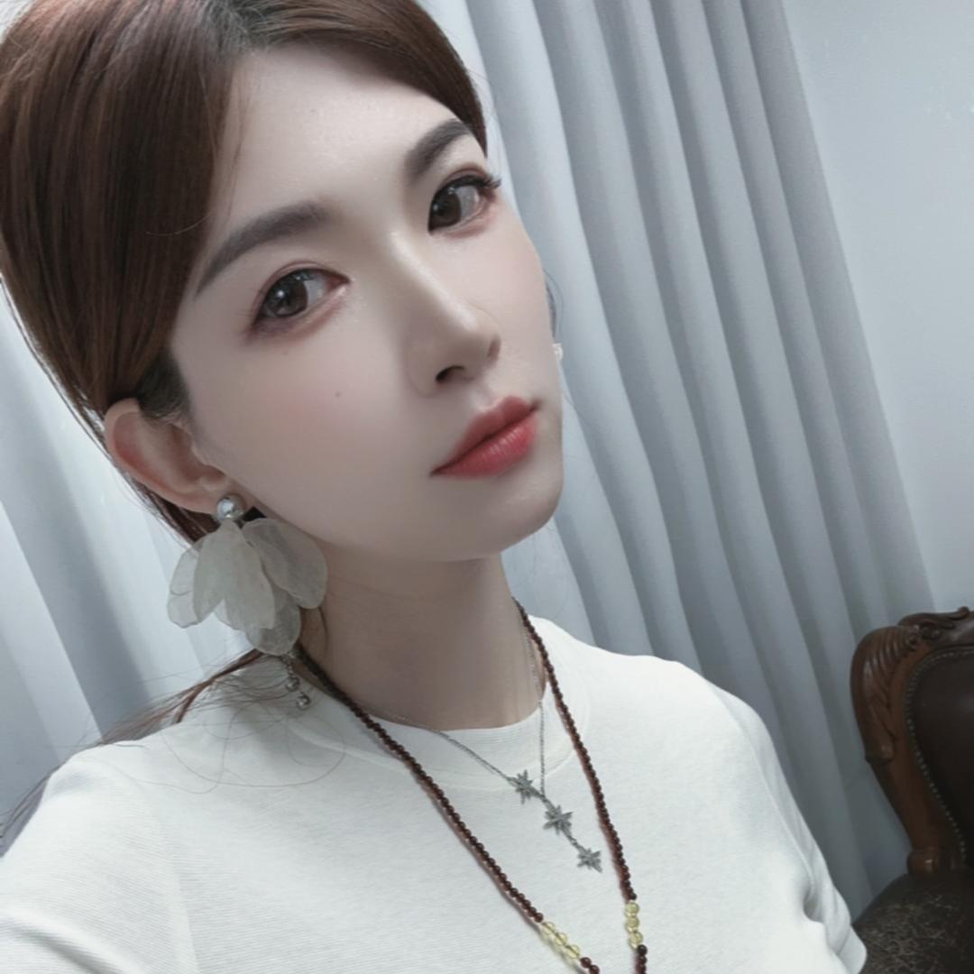 มีความสุข