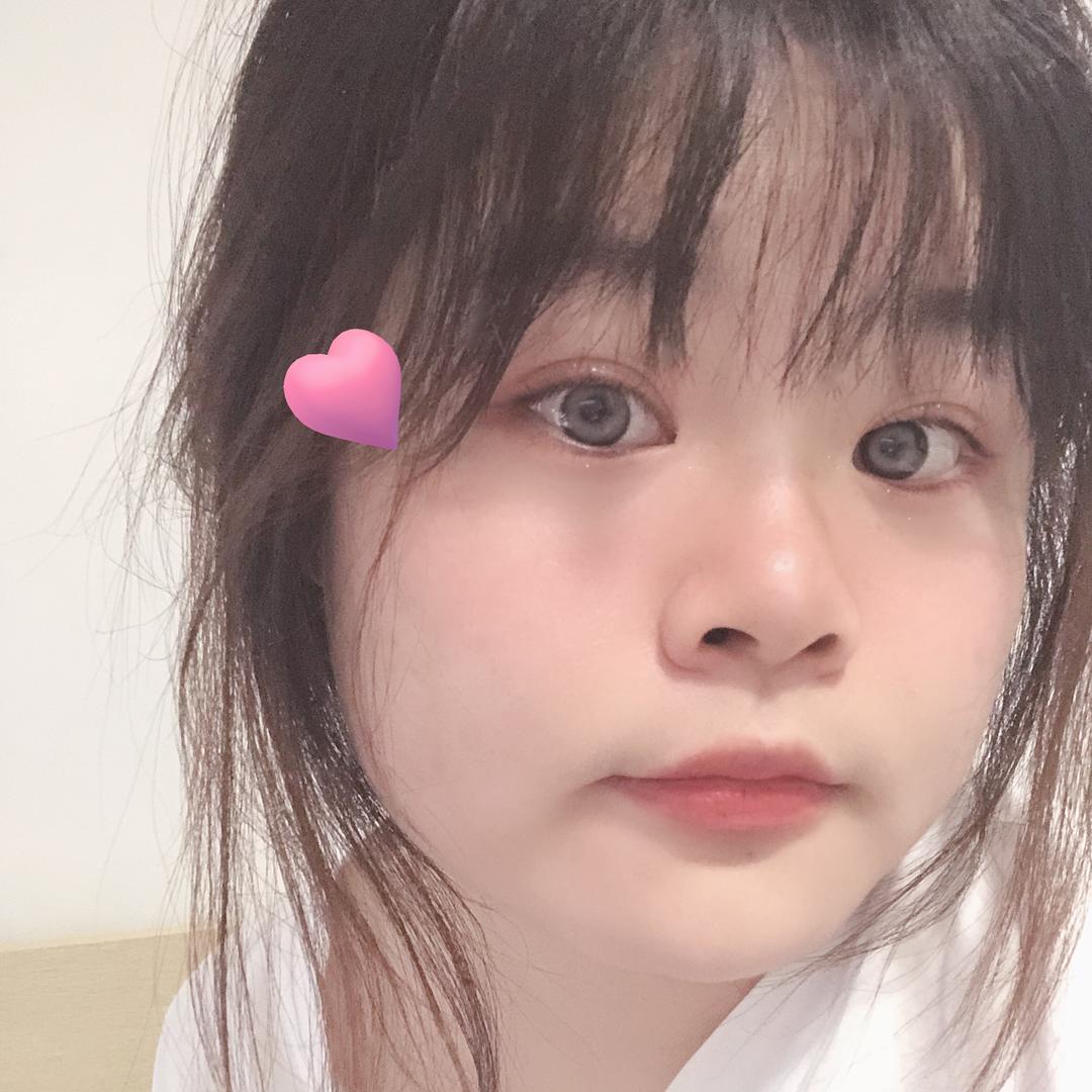 Péngᐝෆ  、静静