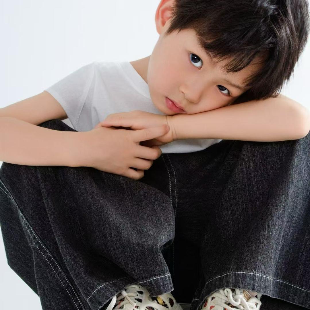 小演员羿宝