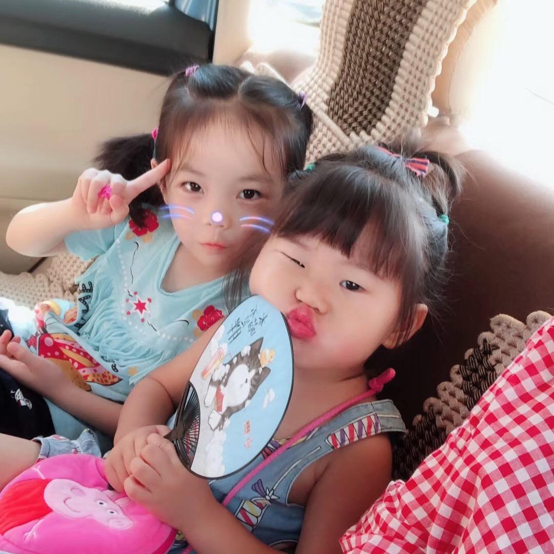 小M菲然
