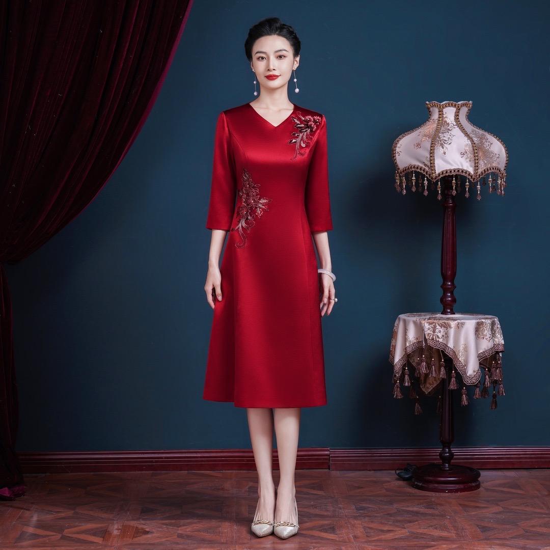 名媛丽装服饰