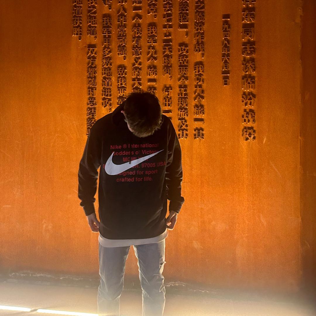 羊卜凡