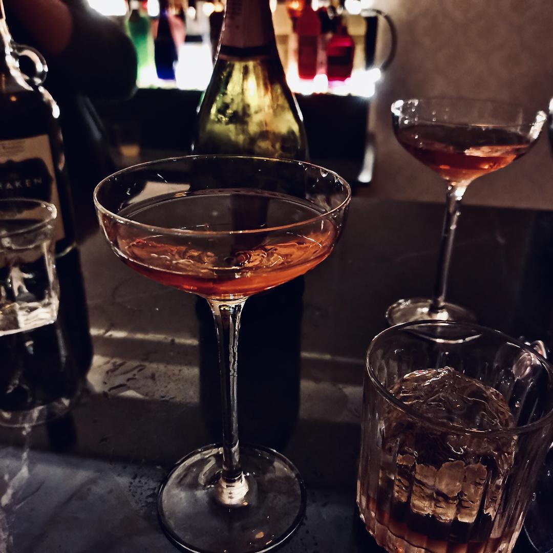 三叶草俱乐部 Clover Club
