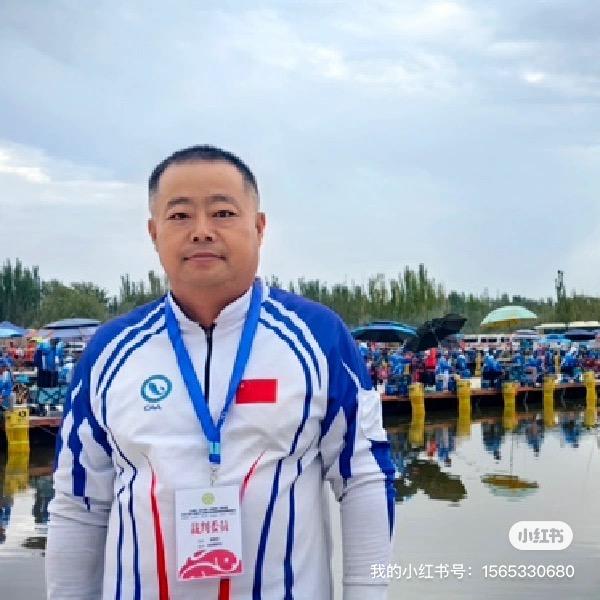 老猫不钓鱼