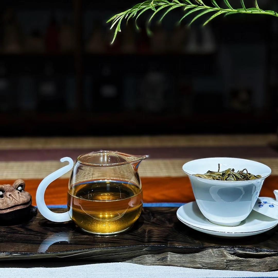 小铭【一个臭卖茶的】