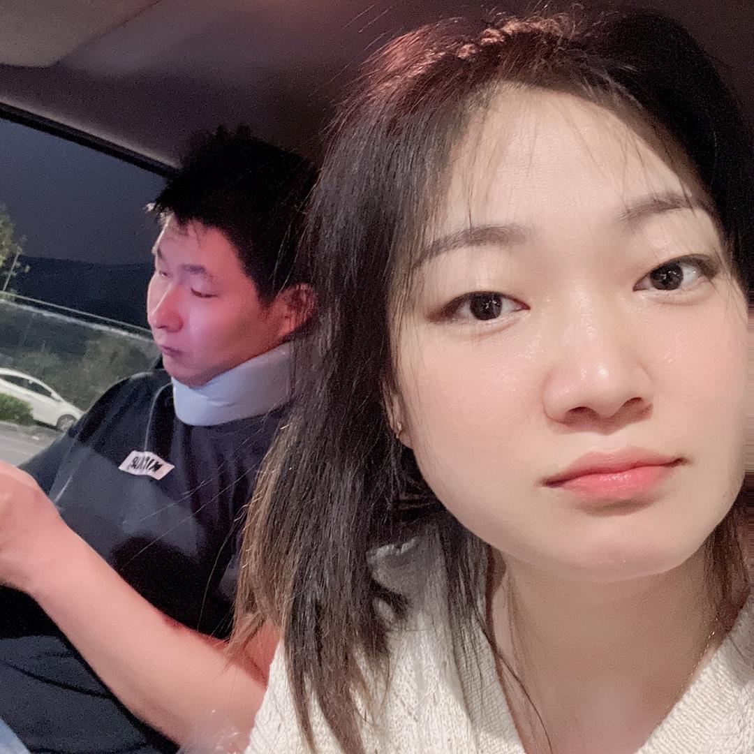 小朋夫妇（李大宝）