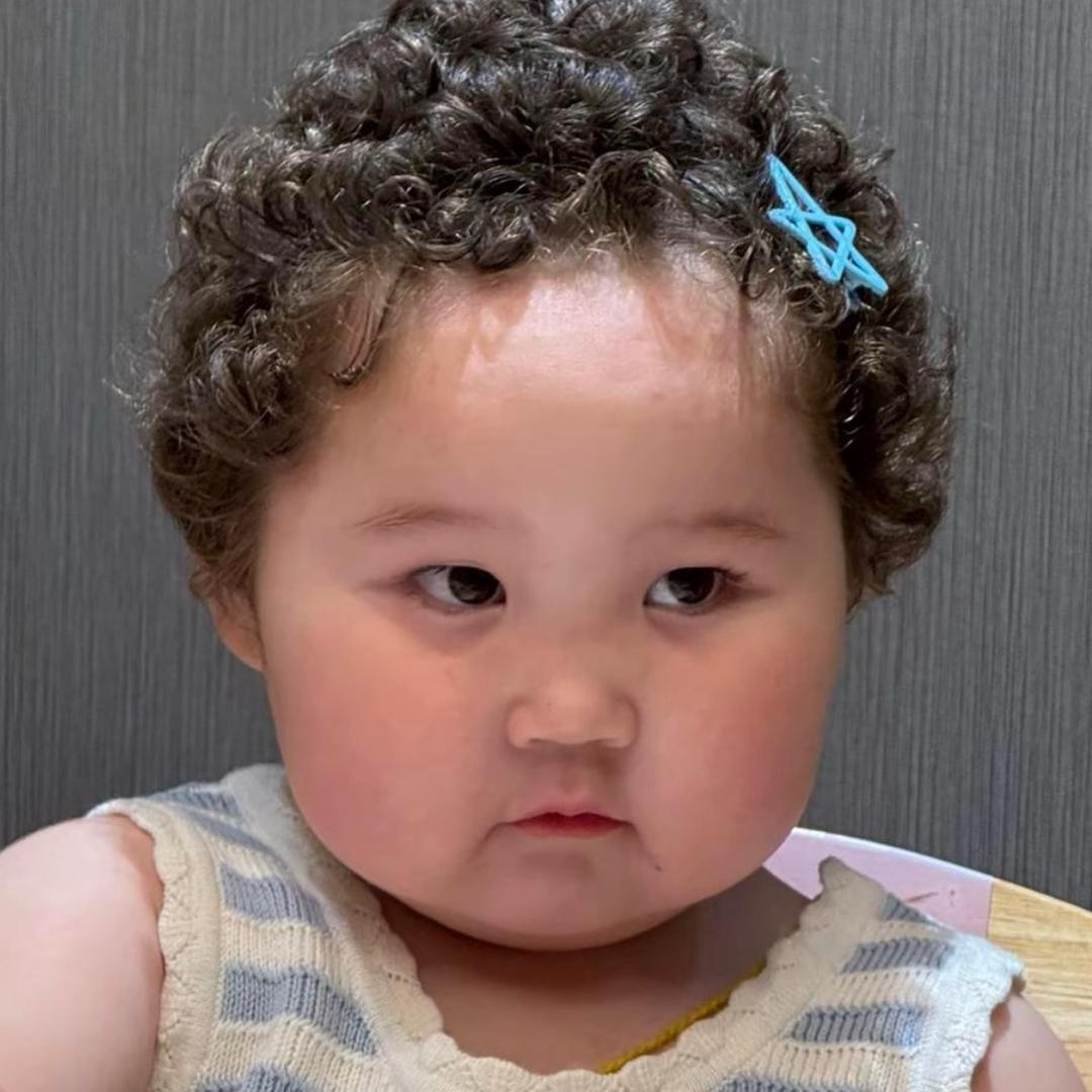 y·