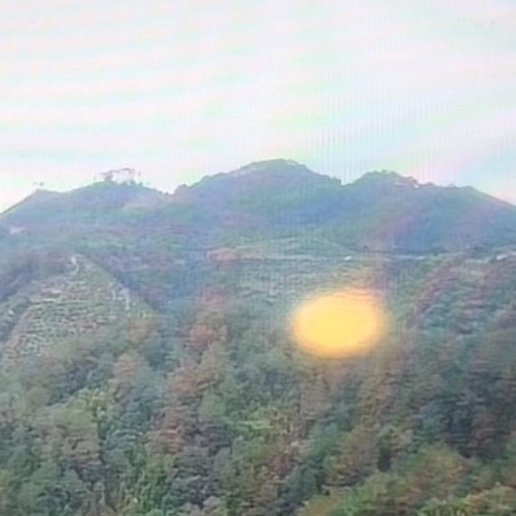 欣赏山峰美景