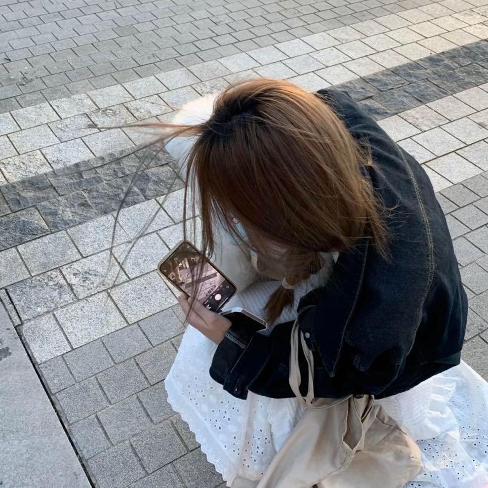 王美丽 .