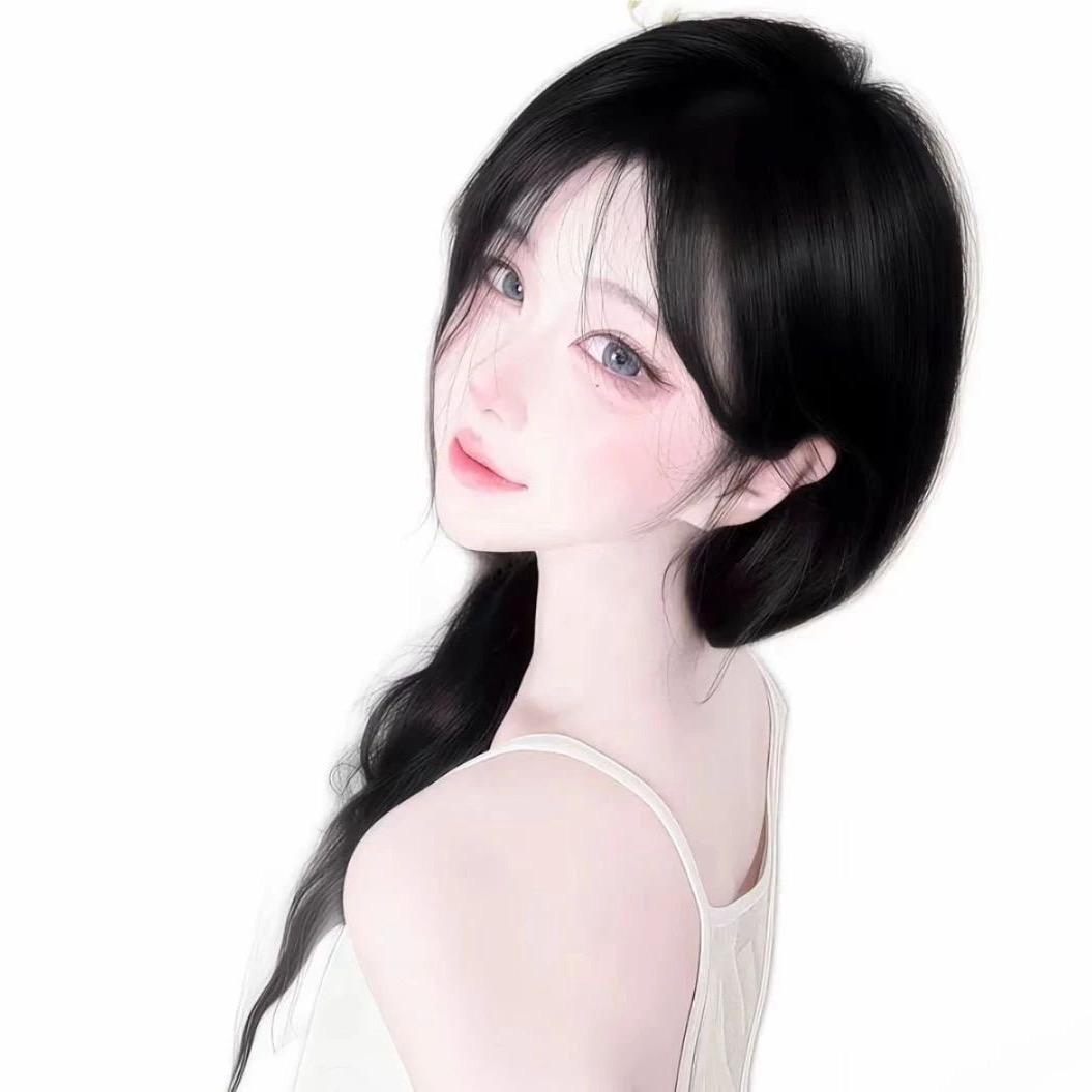 八月
