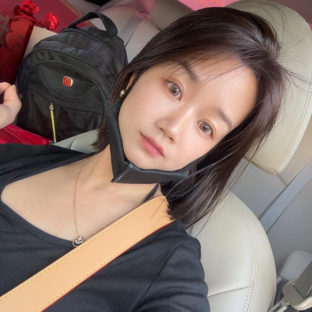 开婚纱店的大秀