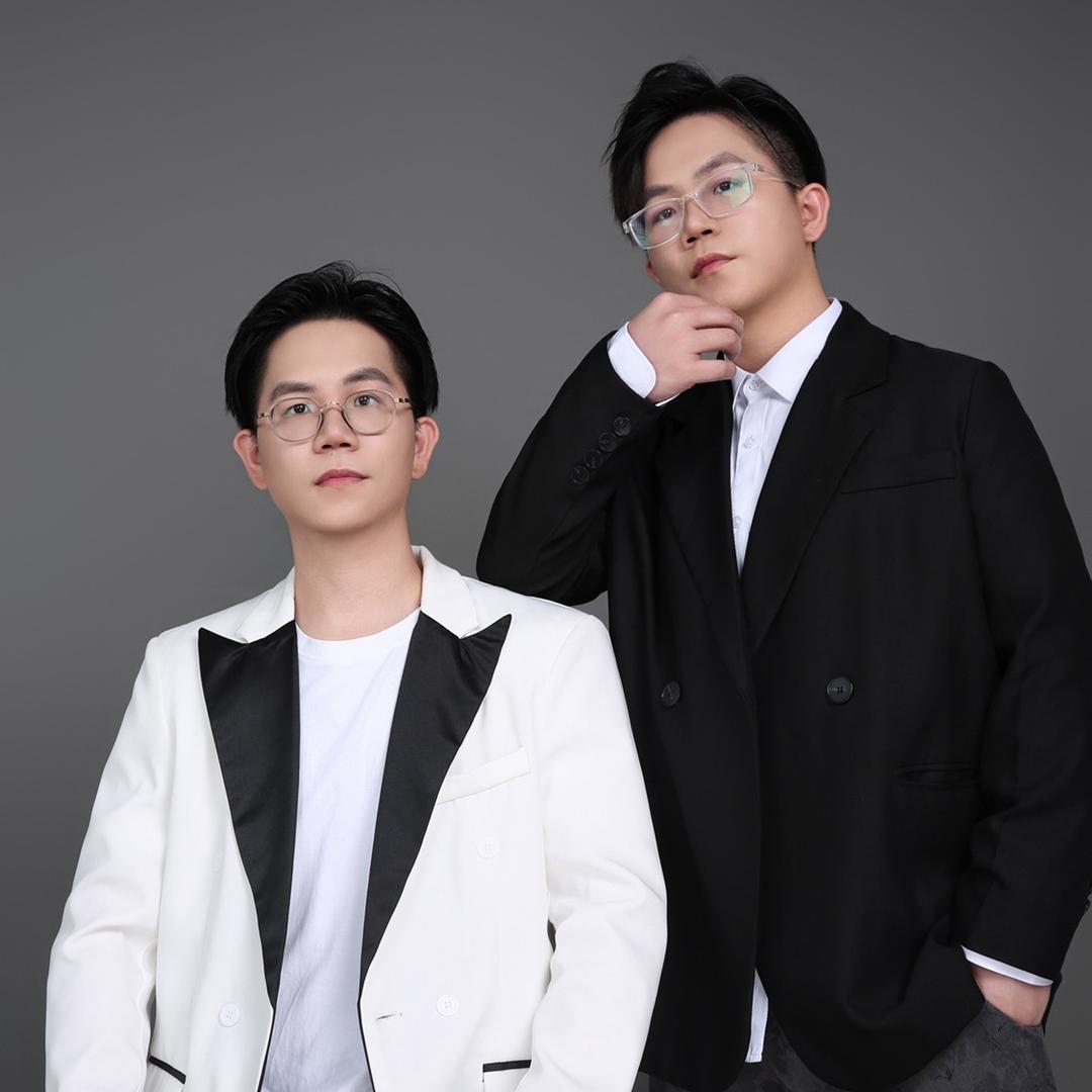 设计师嘉明嘉亮