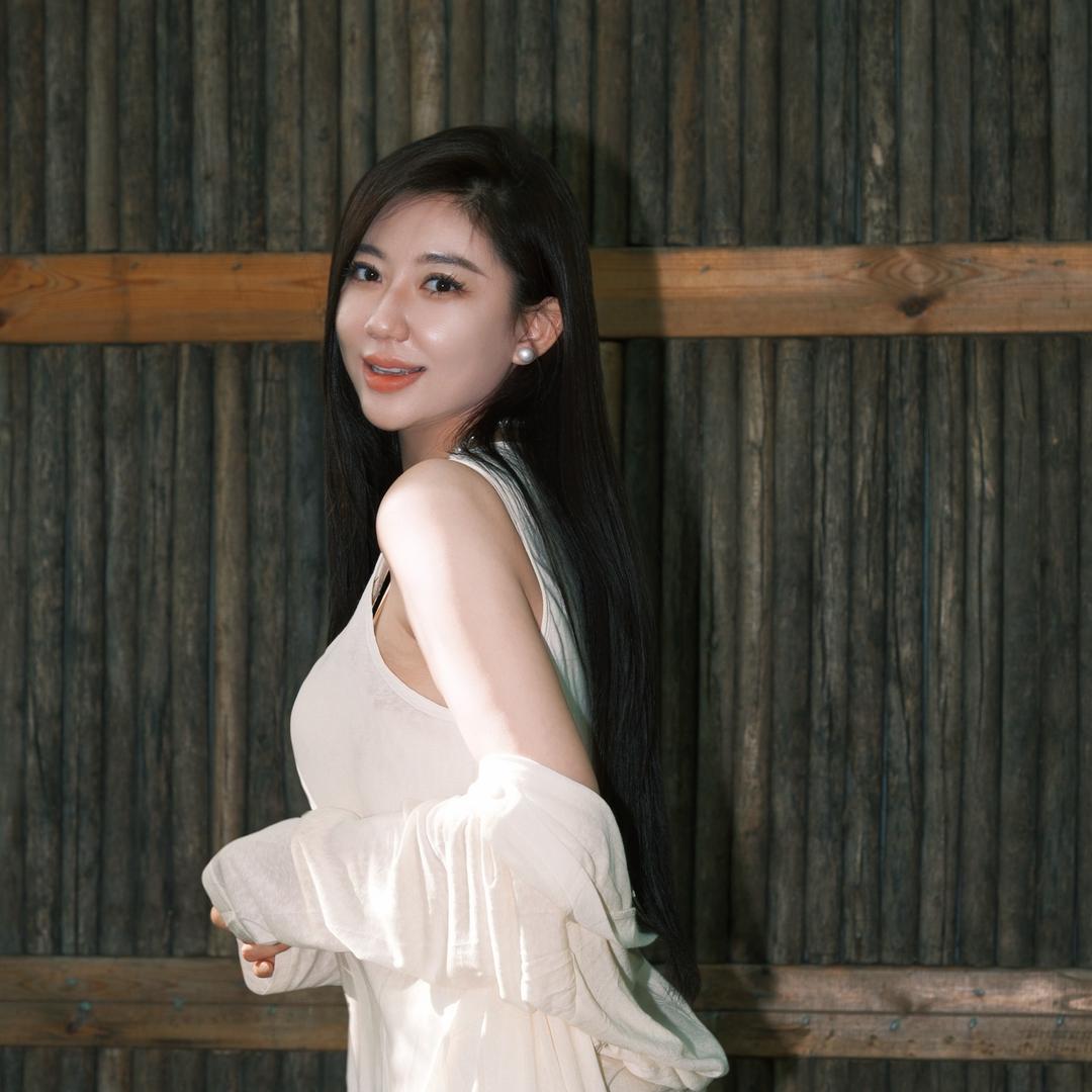 -              张张。