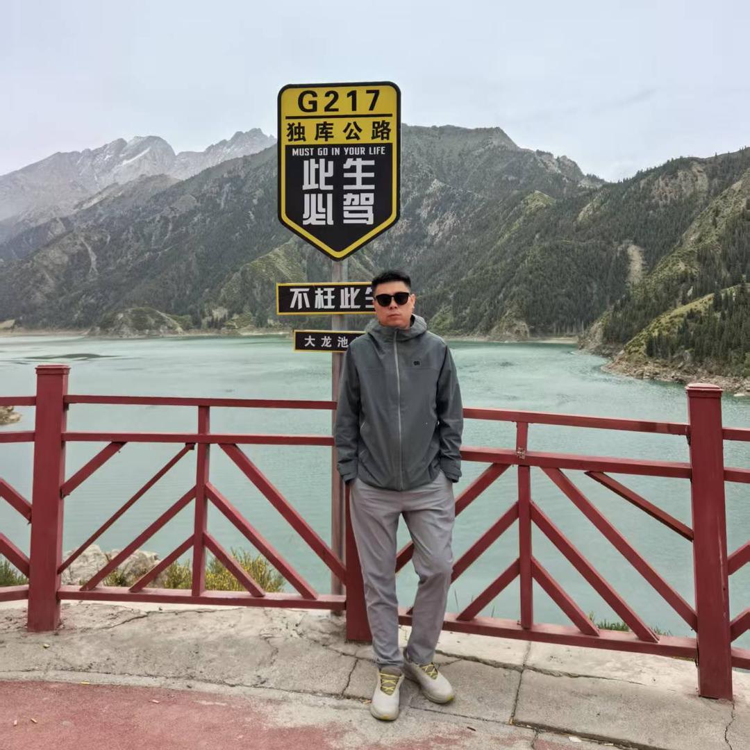 Mr.Li