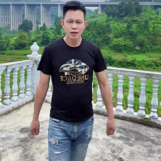 焱烽（1 9 8）欢迎大家到来！