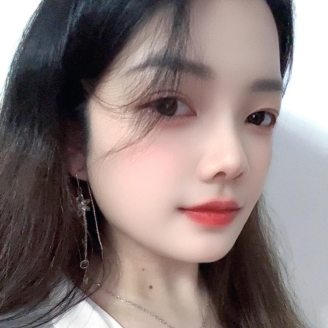 @姗儿💞没人疼