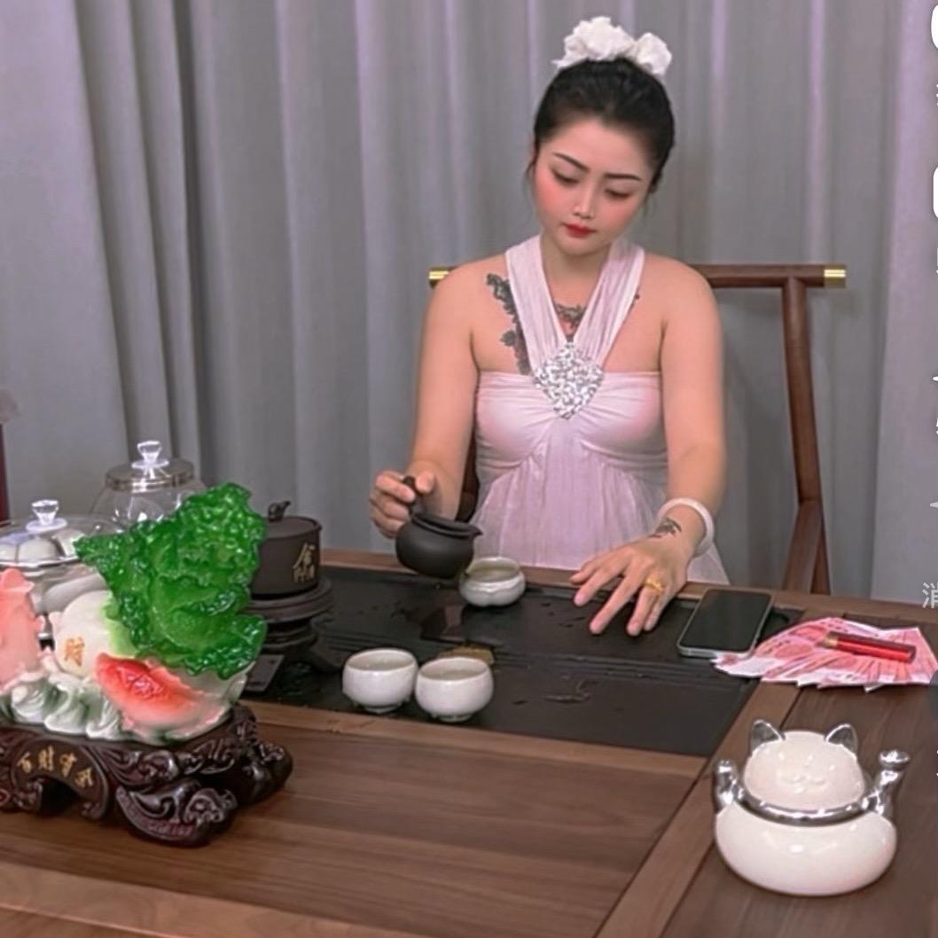 Thanh Hằng Thuốc Mỹ