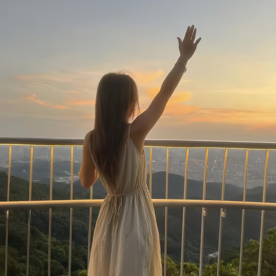小杏子女神
