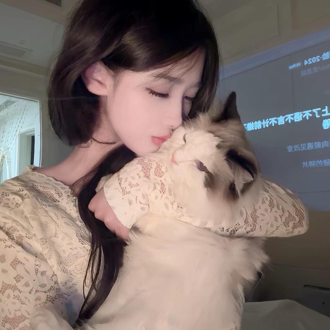 韩韩.