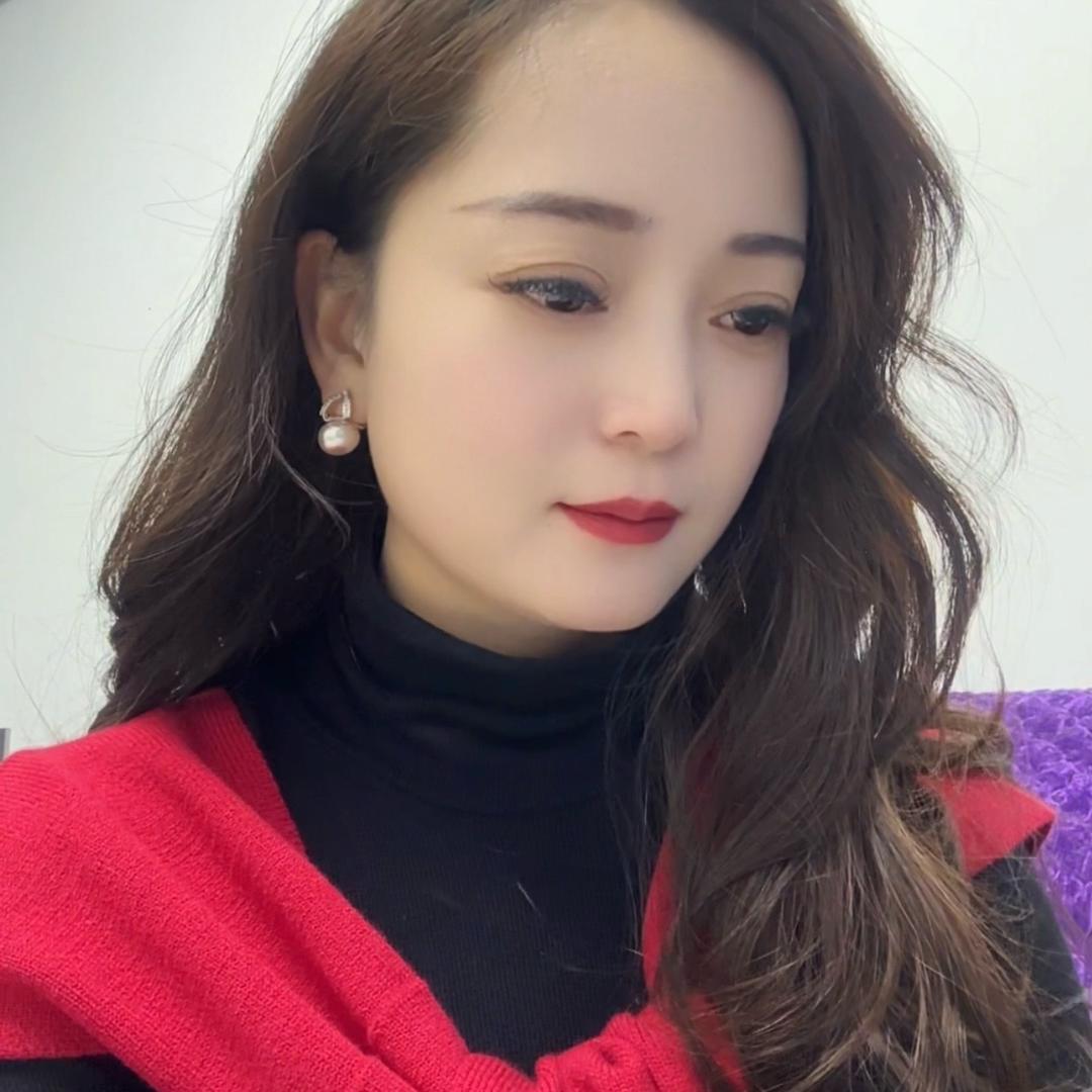 静心看世界