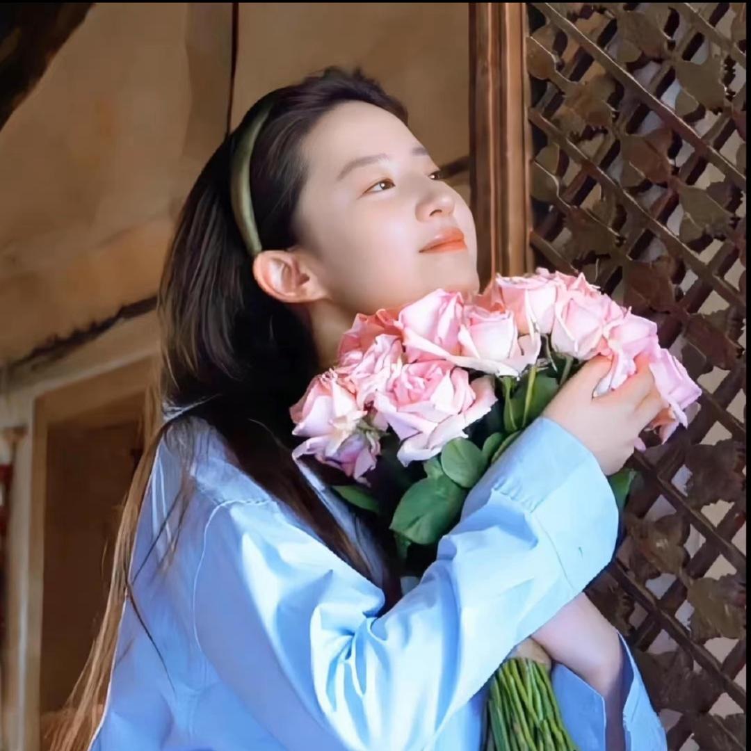 是草莓味小曹🍓