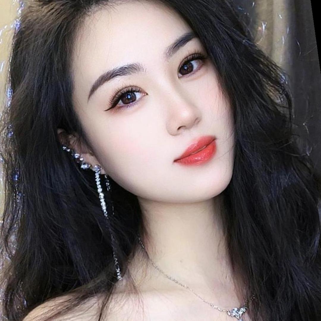 玫玫(❁´◡`❁)*✲ﾟ*